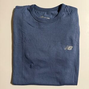 New Balance Men’s T-Shirt
Size Large, Brand New